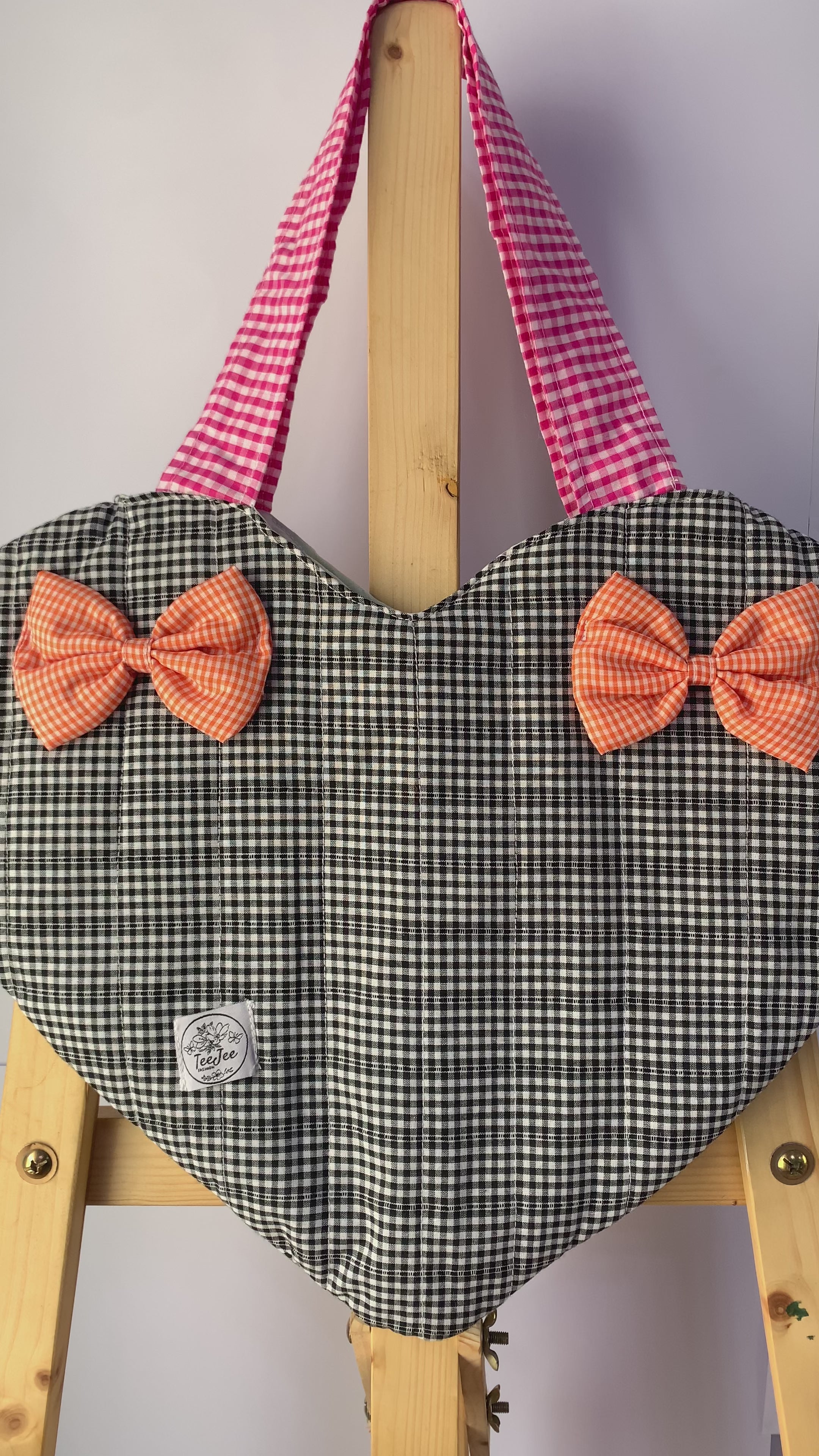 Video showing heart tote bag